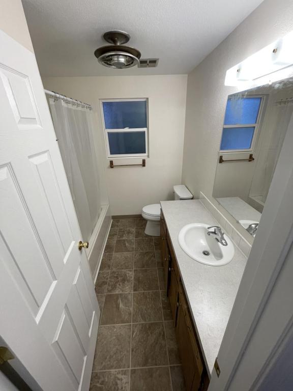 Foto del edificio - 1640 Lawnridge St SW