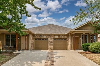 Building Photo - 355 Armstrong Ln