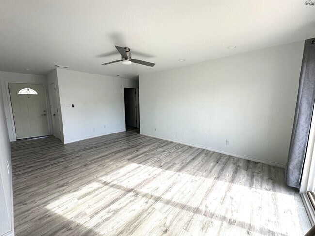 Foto del edificio - 3021 McGaha Ave