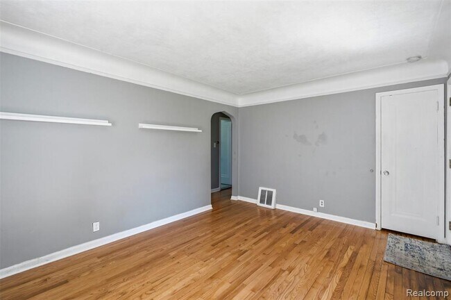Building Photo - 26357 Eton Ave