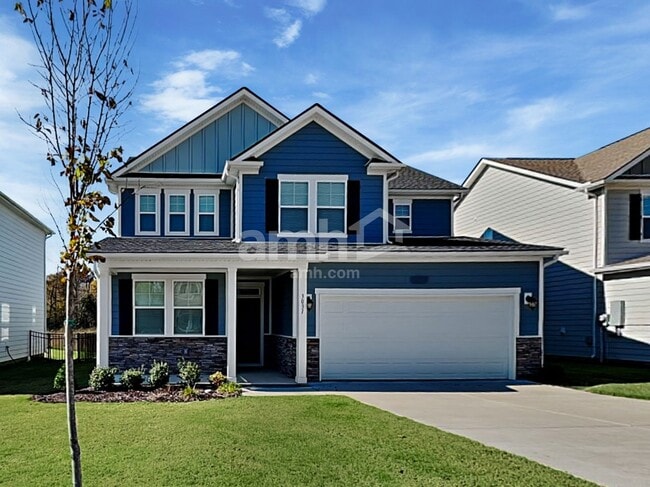 Building Photo - 3031 Esquire Dr