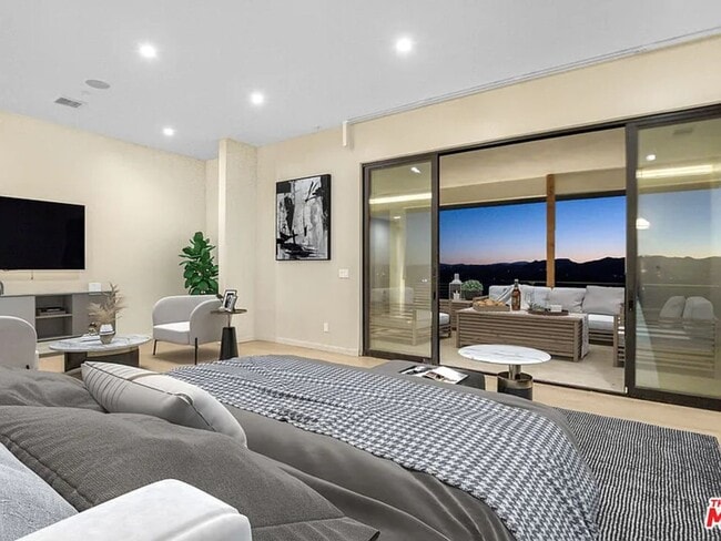 Foto del edificio - 22570 S Summit Ridge Cir