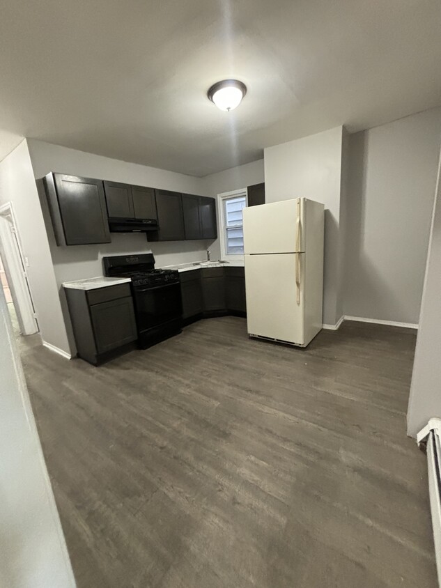 Foto principal - 111 S 12th St