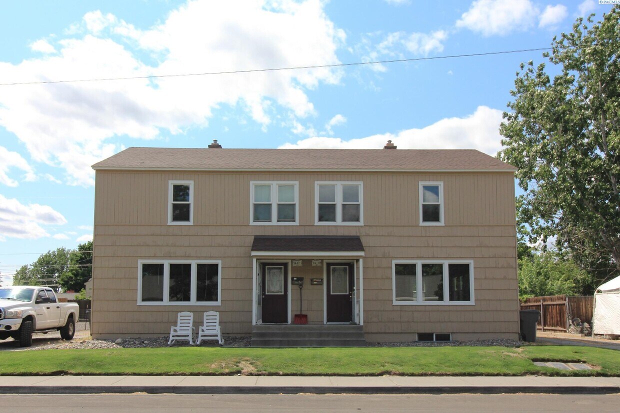 Primary Photo - 3 Bed/1 Bath A-Duplex in Central Richland