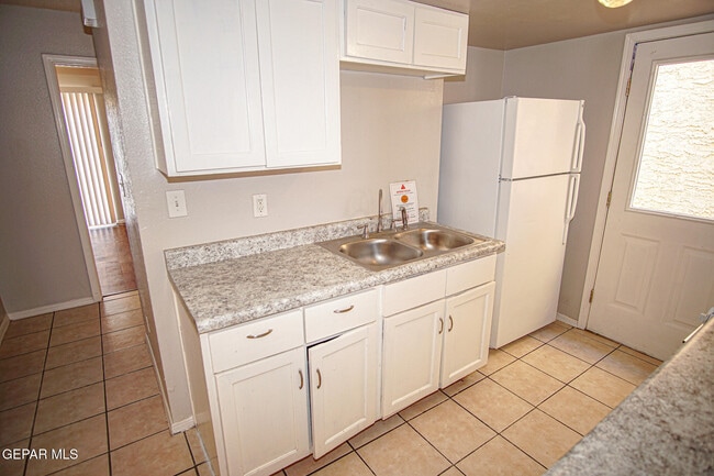 Building Photo - 11026 Splendor Ct