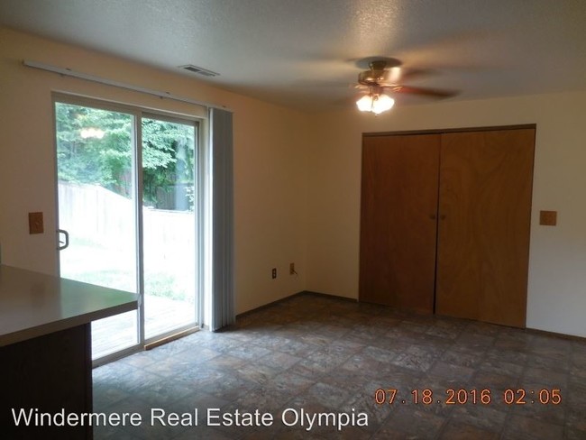 Building Photo - 2 br, 1 bath House - 3515 Autumnwood Ct SE