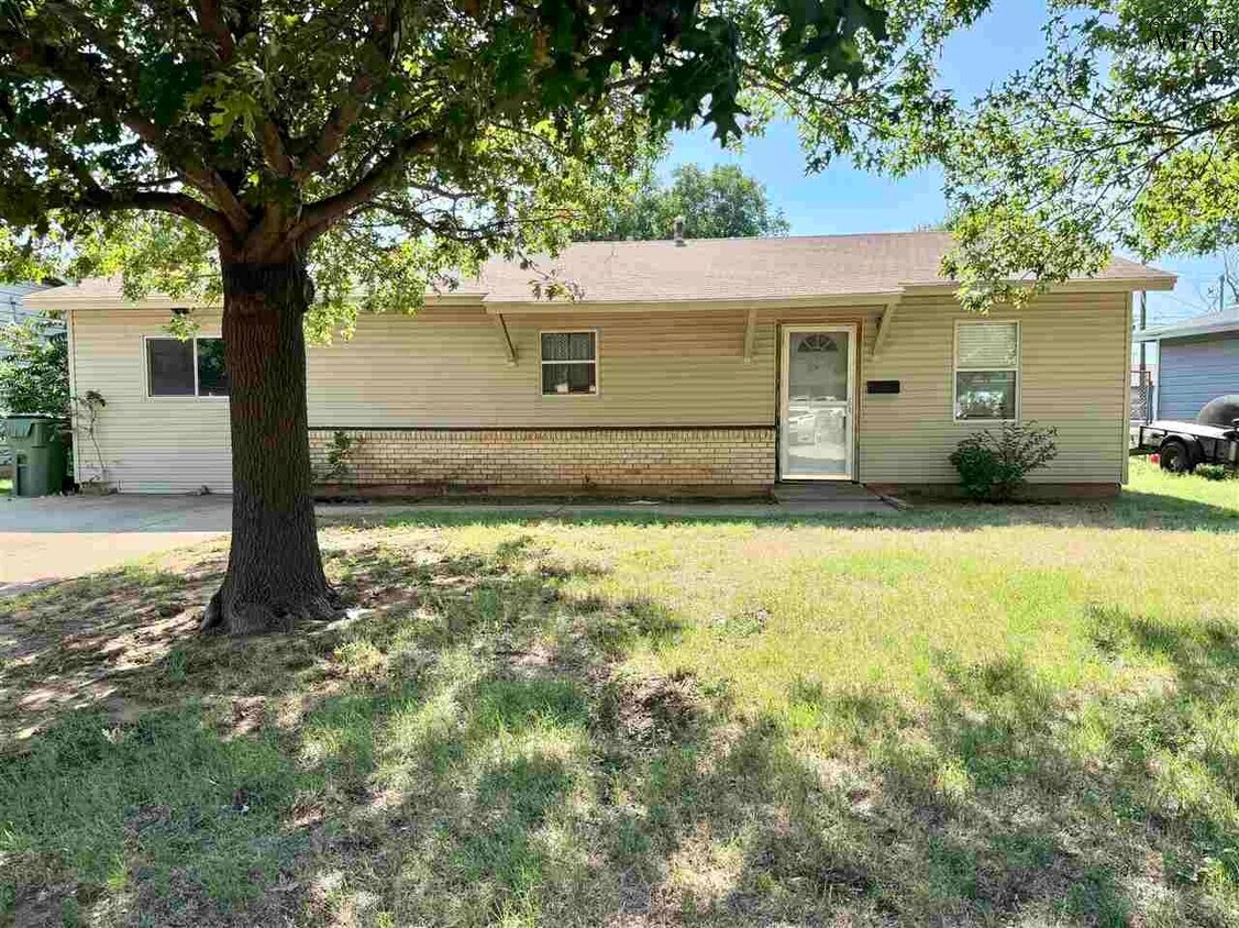 Foto principal - 1405 Tanbark Rd
