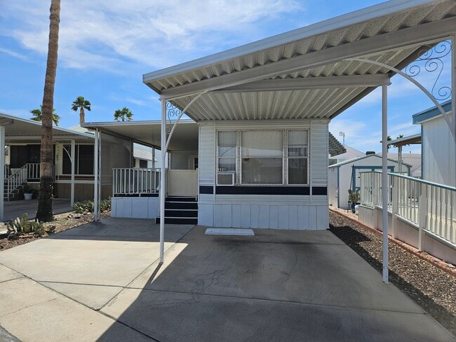 Building Photo - 2000 Ramar Rd