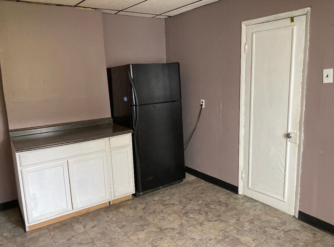 10873385_899311963414698_6805538745296243123_o - 653 Morgan St