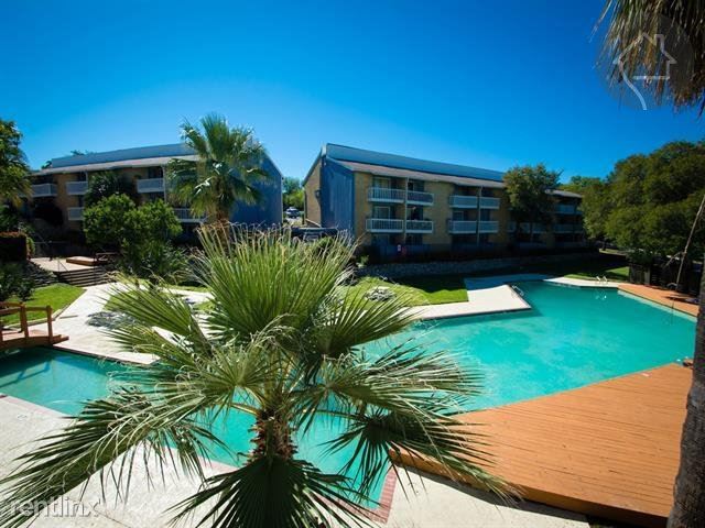 Foto del edificio - 1601 Royal Crest Dr