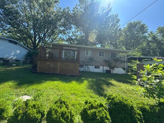 Foto del edificio - Three Bed 1 Bath Home