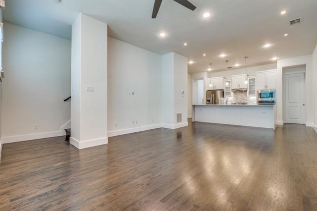 Building Photo - 3023 Clamath Dr