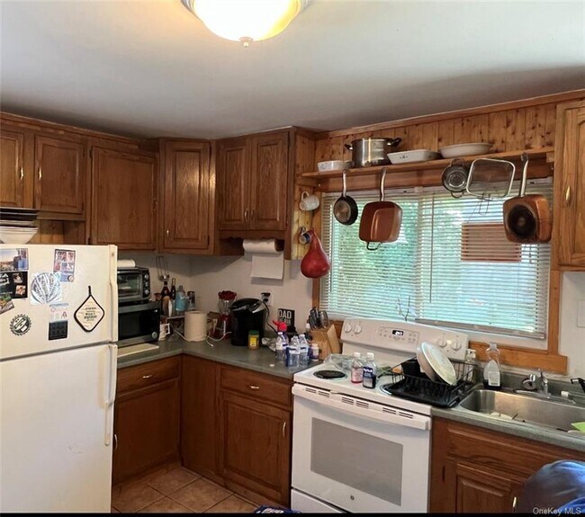 Foto del edificio - 1 Irene Rd