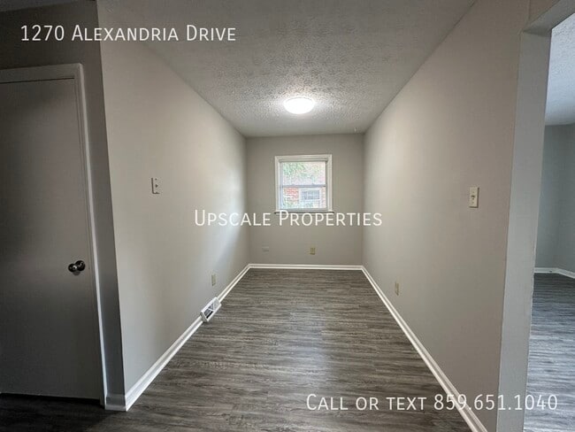 Building Photo - 1270 Alexandria Dr