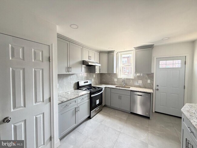 Foto del edificio - 3113 Glenview St