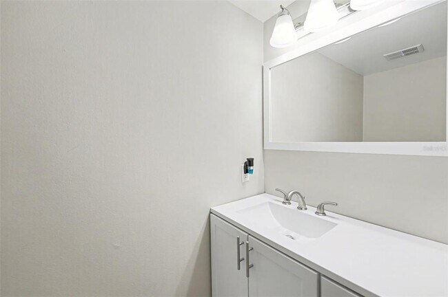 Foto del edificio - 1819 Clearbrooke Dr