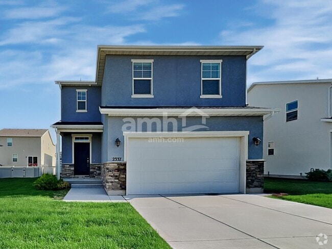 Building Photo - 2337 Surry Way