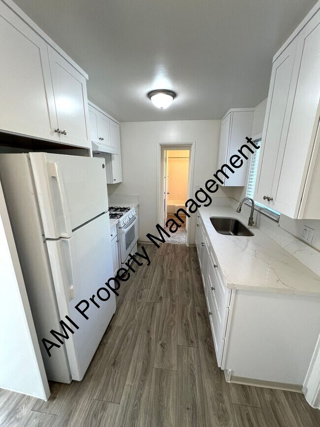 Foto del edificio - Move in Special!! $500 off 1st Month's Rent!!