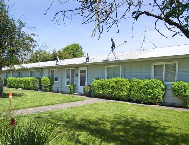 Foto principal - 1560-1576 Bellevue St SE