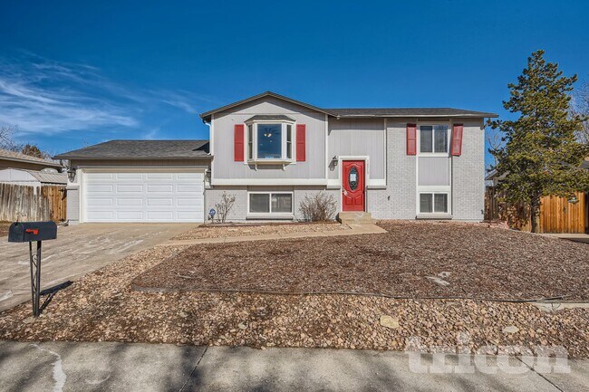 Building Photo - 16319 E Bates Dr