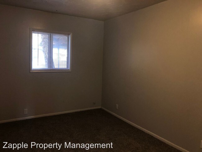 Building Photo - 2 br, 1 bath Apartment - 518 Main St.