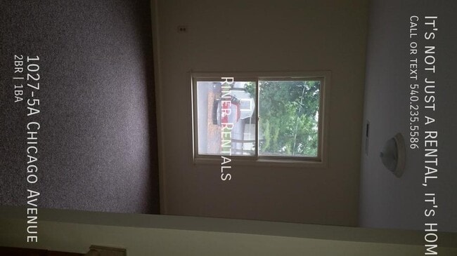 Foto del edificio - 1027-5A Chicago Ave