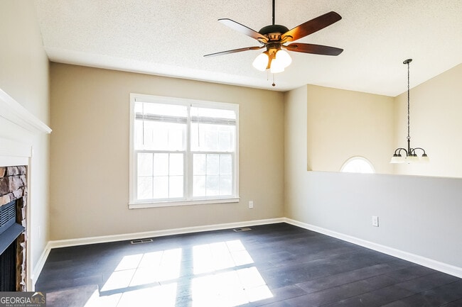 Building Photo - 43 Westminster Dr