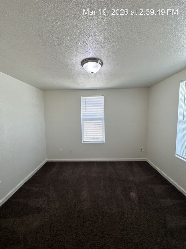 Building Photo - Cozy Corcoran home for rent!