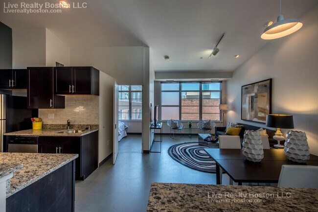 Building Photo - 160 E Berkeley St