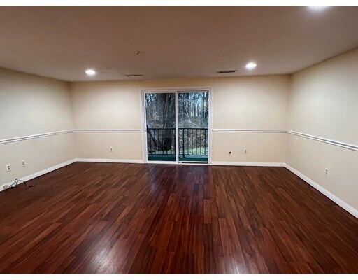 Building Photo - 22 Kingswood Dr