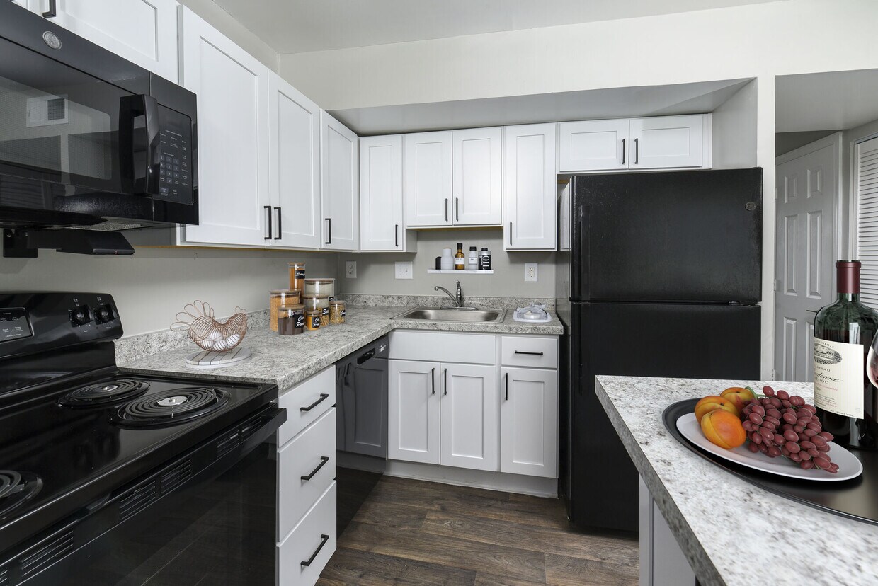 James River Pointe Apartments in Richmond, VA