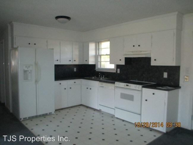 Foto del edificio - 3 br, 1 bath House - 685 Spring Garden Road