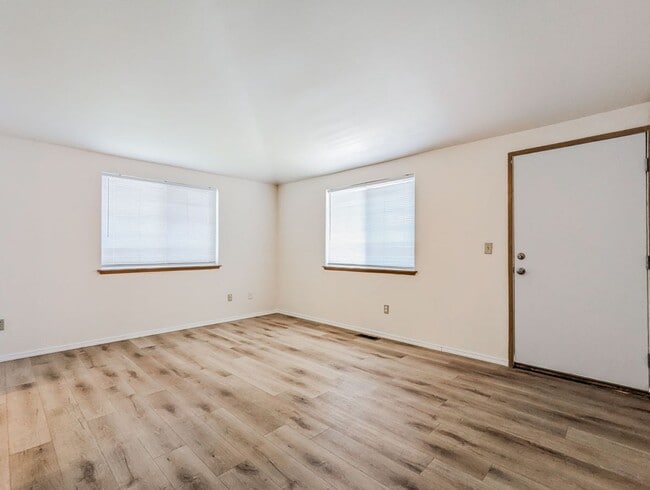 Building Photo - 4010 168th St NE