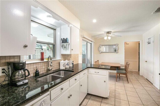 Building Photo - 8403 Whittman Cove