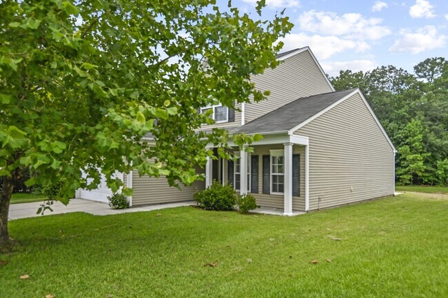 Foto del edificio - 465 Green Park Ln