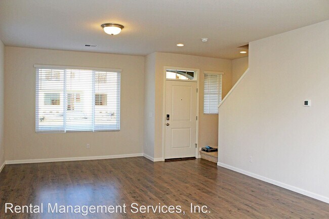 Building Photo - 3 br, 2.5 bath House - 7323 NW 164th Ave