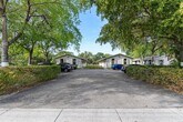 Foto principal - 5645 Taft St