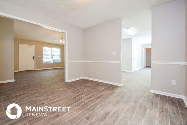 Foto del edificio - 714 Grove Pointe Cir