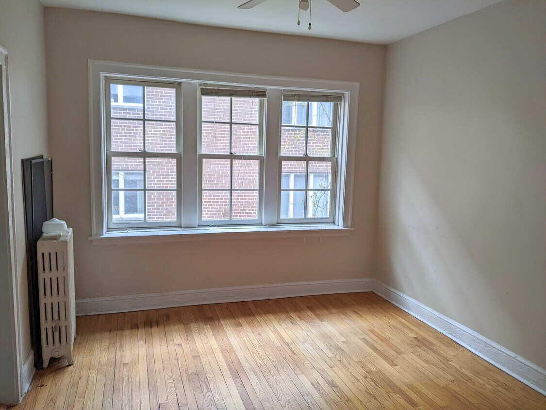 Foto principal - 1454 Oak Ave