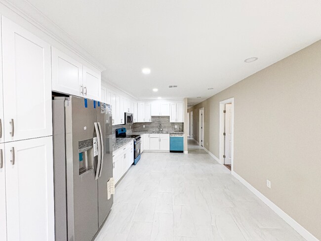 Foto del edificio - 1530 W 4th Pl