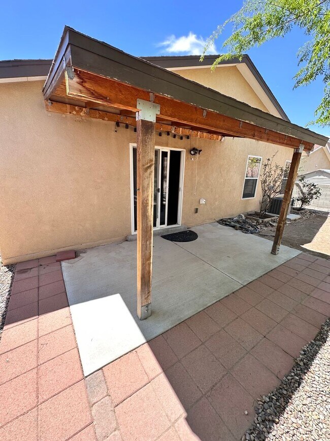 Building Photo - Comin Soon 4 Bedroom 2 Bathroom with 2 Car...