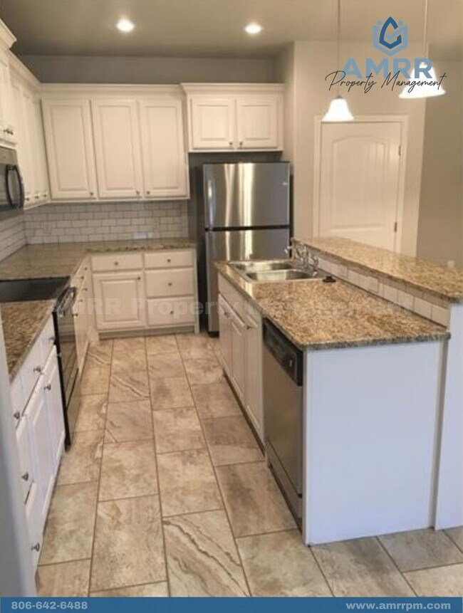 Foto del edificio - Spacious & Modern 2-Bedroom Townhome