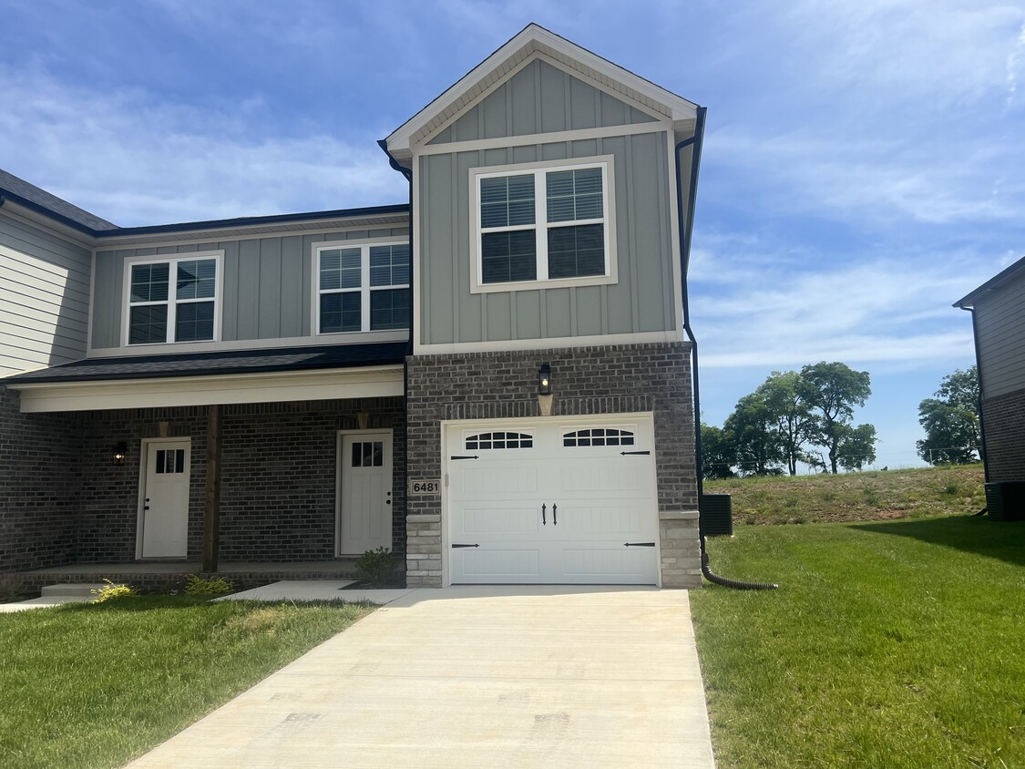 Foto principal - 6481 Fortuna Ave