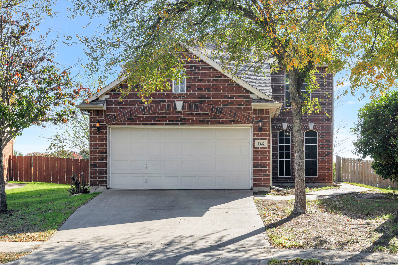 Primary Photo - 5432 Pecan Creek Cir