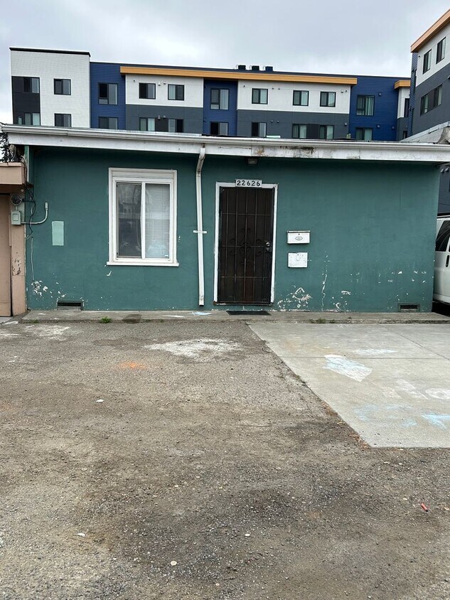 Foto principal - One Bedroom Near Downtown Hayward
