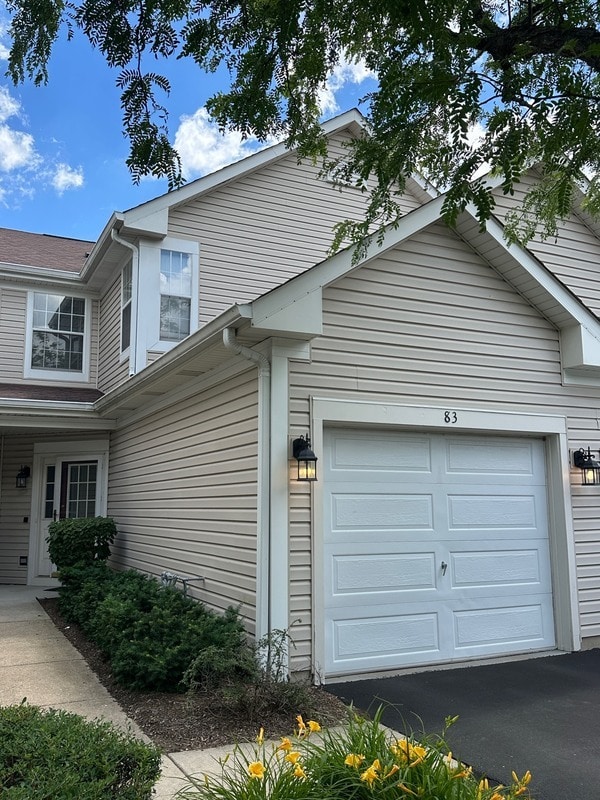 Building Photo - 83 Polaris Dr