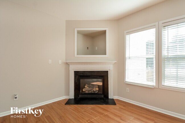 Foto del edificio - 4029 Alder Grove Ln