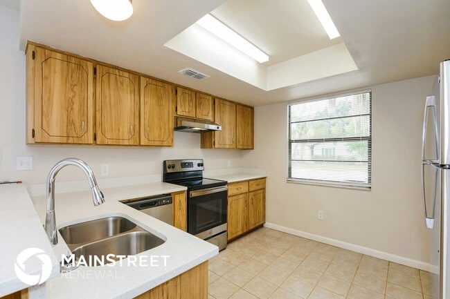 Building Photo - 4905 Volusia Ave