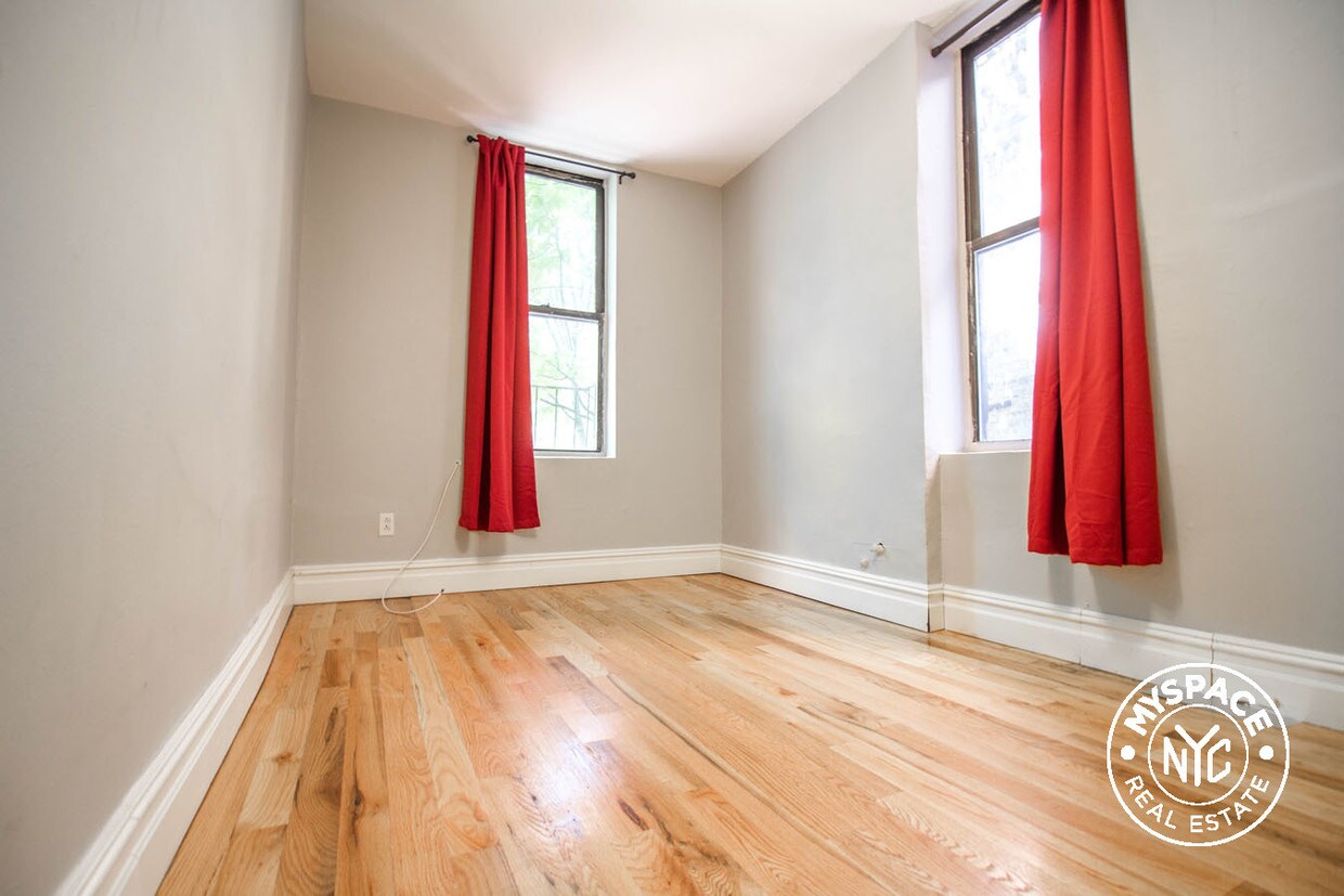 Foto principal - 728 Franklin Ave