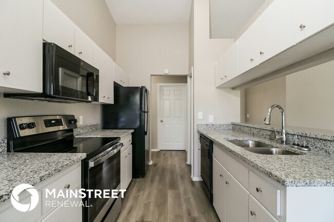 Foto del edificio - 7465 Jessamine Dr